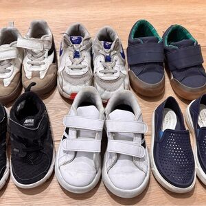 Bundle of 9C shoes